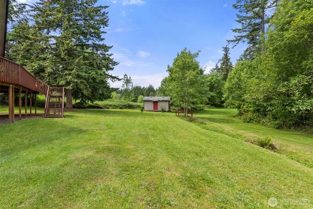 8711 Steamboat Island Road NW, Olympia, WA 98502