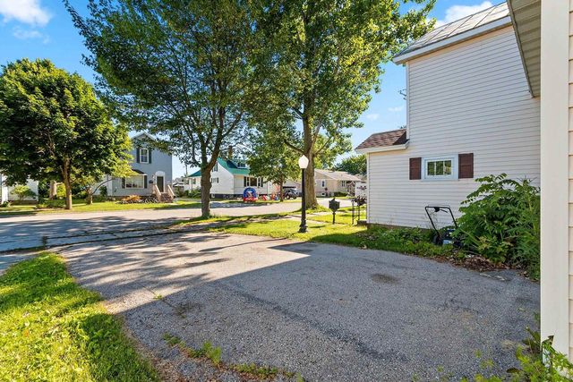 113 ADAMS STREET, Oconto, WI 54153