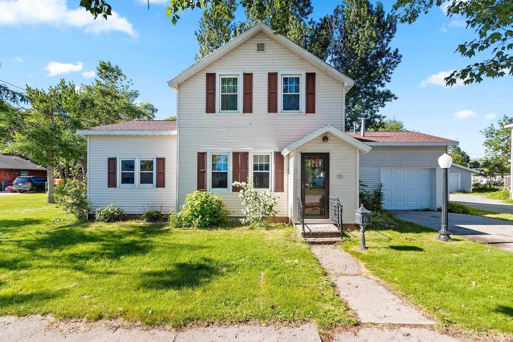 113 ADAMS STREET, Oconto, WI 54153