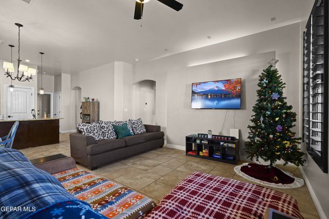 14829 SUNNY LAND Avenue, El Paso, TX 79938