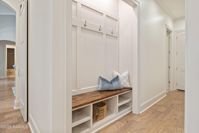 103 Timber Hollow Lane, Lafayette, LA 70508