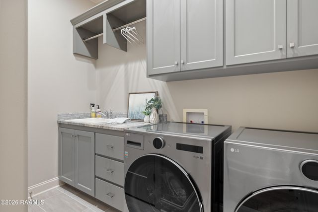 103 Timber Hollow Lane, Lafayette, LA 70508