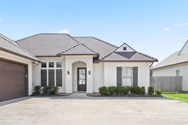 103 Timber Hollow Lane, Lafayette, LA 70508