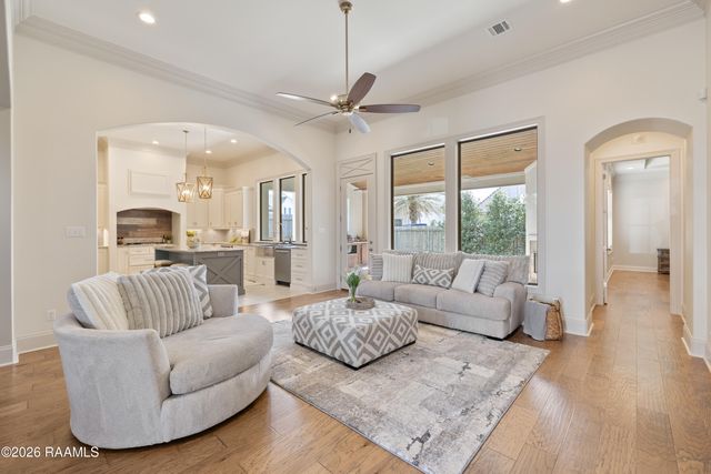 103 Timber Hollow Lane, Lafayette, LA 70508