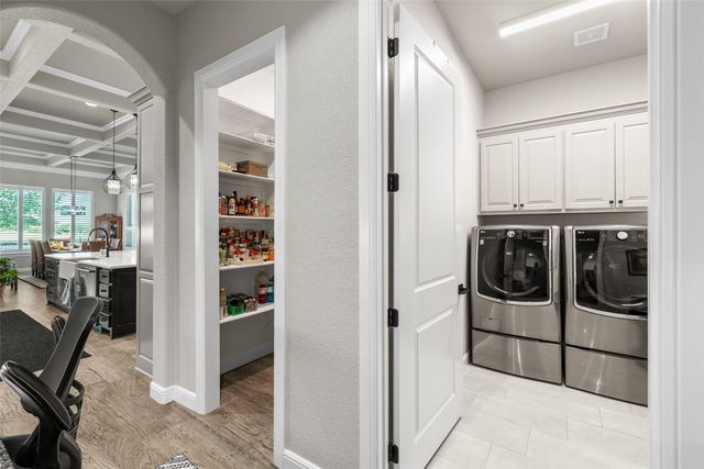 2021 Turnbury Court, Granbury, TX 76048