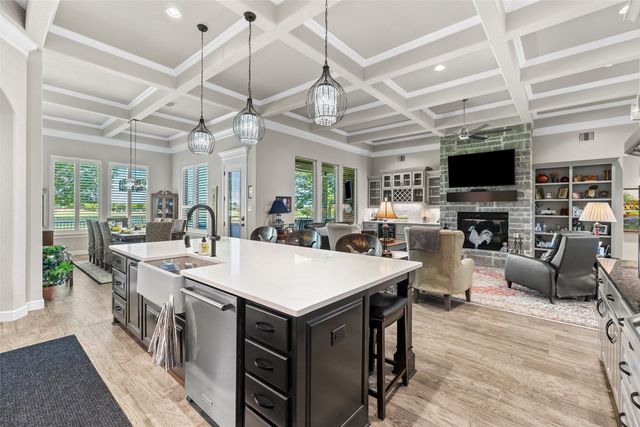2021 Turnbury Court, Granbury, TX 76048