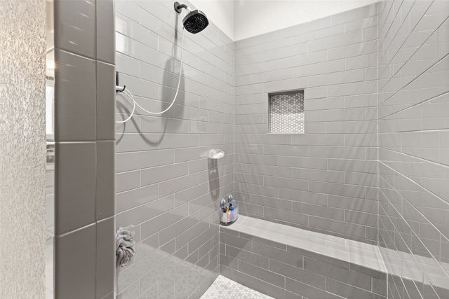 2021 Turnbury Court, Granbury, TX 76048