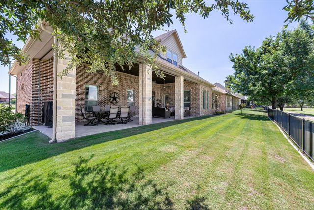 2021 Turnbury Court, Granbury, TX 76048