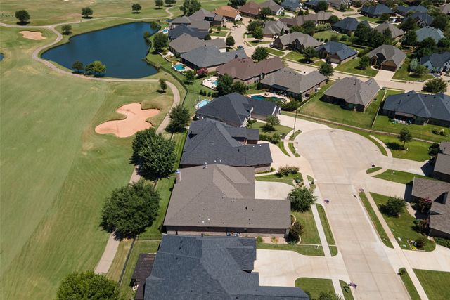 2021 Turnbury Court, Granbury, TX 76048