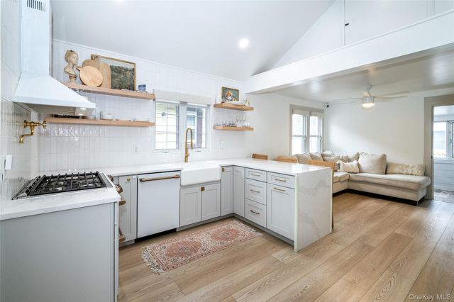 314 King Avenue, Bronx, NY 10464