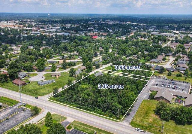 14th Street, Bentonville, AR 72712