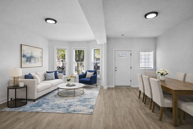 420 N Saint Louis Avenue, Chicago, IL 60624