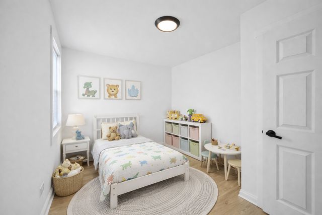 420 N Saint Louis Avenue, Chicago, IL 60624