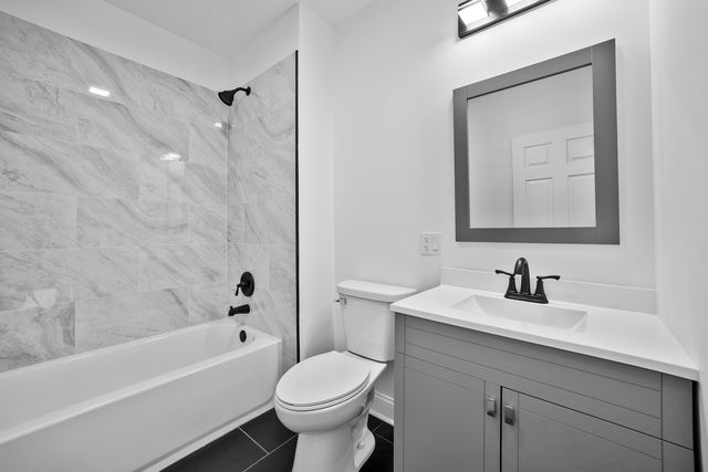 420 N Saint Louis Avenue, Chicago, IL 60624