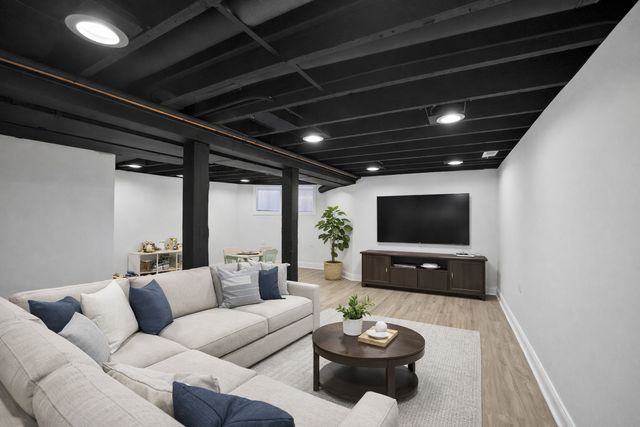 420 N Saint Louis Avenue, Chicago, IL 60624