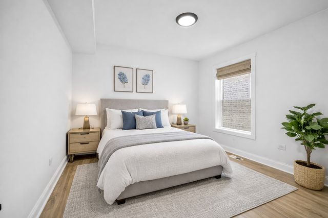 420 N Saint Louis Avenue, Chicago, IL 60624