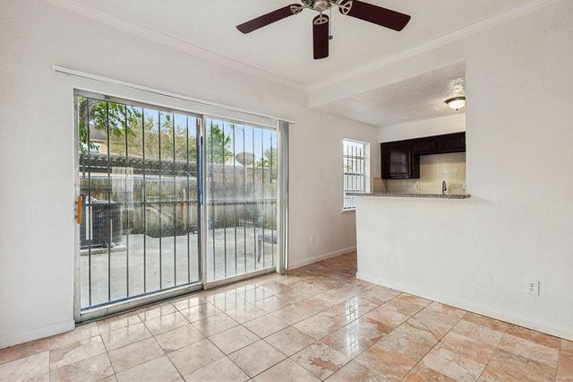 7700 Creekbend Drive 70, Houston, TX 77071