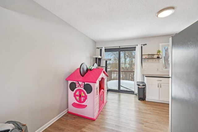 1014 10th Avenue SW, Forest Lake, MN 55025