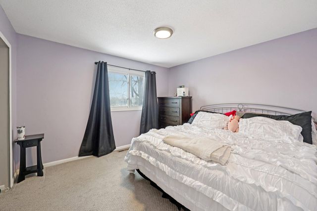 1014 10th Avenue SW, Forest Lake, MN 55025