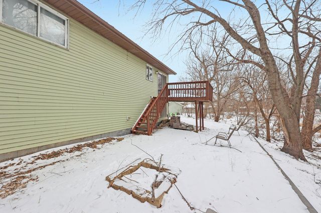 1014 10th Avenue SW, Forest Lake, MN 55025