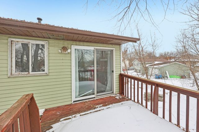 1014 10th Avenue SW, Forest Lake, MN 55025