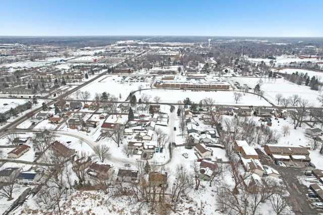 1014 10th Avenue SW, Forest Lake, MN 55025