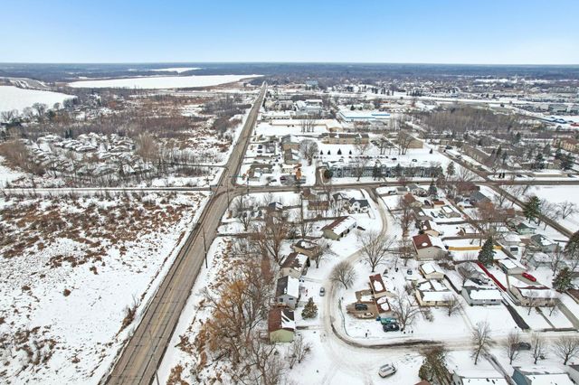 1014 10th Avenue SW, Forest Lake, MN 55025