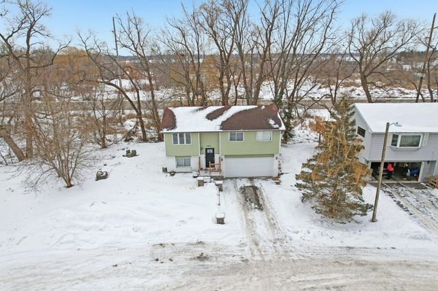 1014 10th Avenue SW, Forest Lake, MN 55025