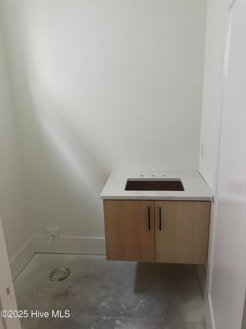 1913 Lingo Street, Wilmington, NC 28403