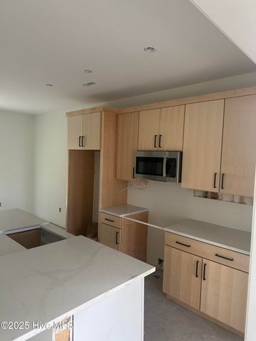 1913 Lingo Street, Wilmington, NC 28403