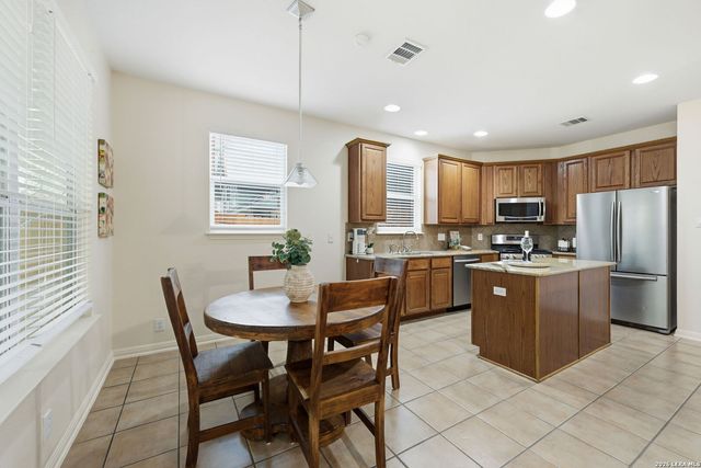 1711 Mountain Cv, San Antonio, TX 78258