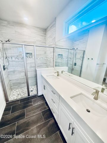614 Lynbrook Street NW, Palm Bay, FL 32907