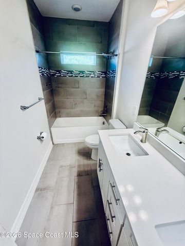 614 Lynbrook Street NW, Palm Bay, FL 32907