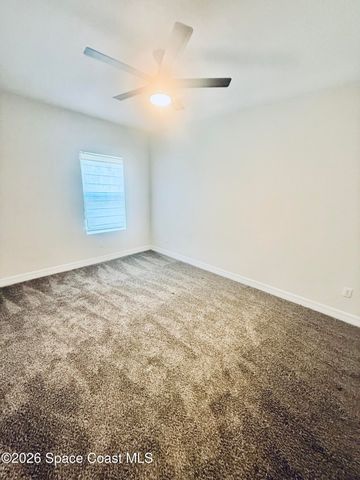 614 Lynbrook Street NW, Palm Bay, FL 32907