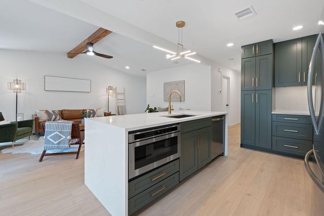 2661 Piping Rock TRL, Austin, TX 78748