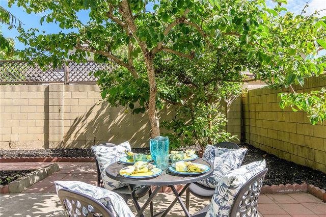 6851 Reefton Avenue, Cypress, CA 90630