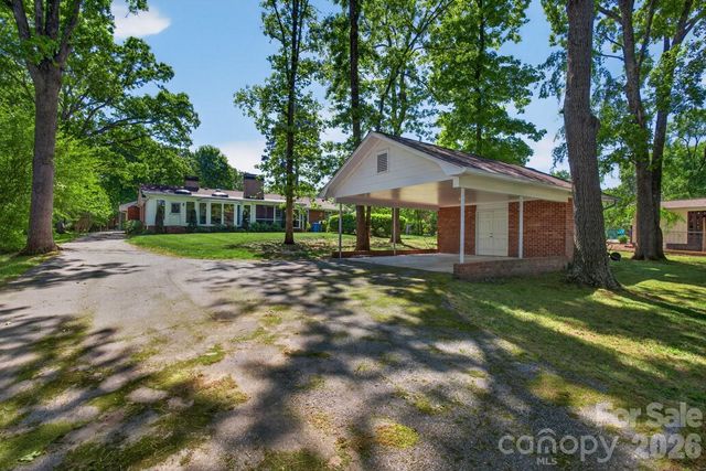 236 Richmond Road, Salisbury, NC 28144