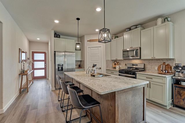 120 Porter Bend Court, Montgomery, TX 77316