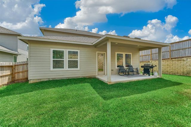 120 Porter Bend Court, Montgomery, TX 77316