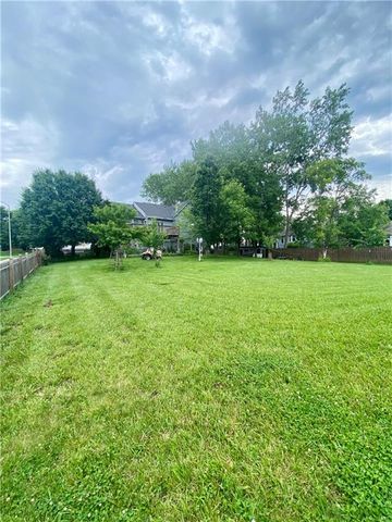 10126 N Highland Terrace, Kansas City, MO 64155