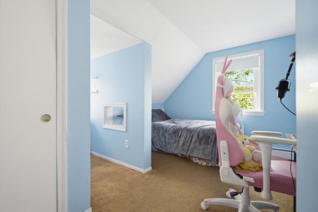 11 Custom Street, Nashua, NH 03062