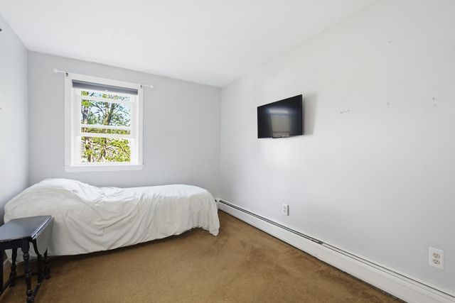 11 Custom Street, Nashua, NH 03062