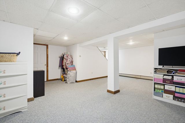11 Custom Street, Nashua, NH 03062