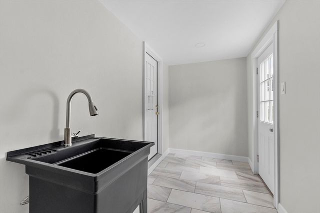 92 Hosmer Street, Hudson, MA 01749