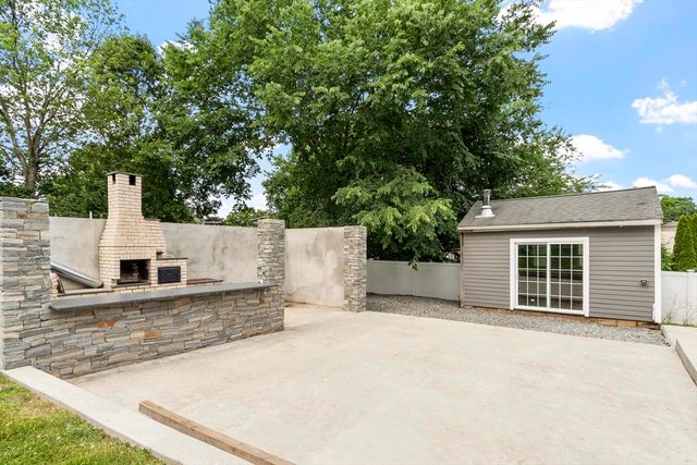 92 Hosmer Street, Hudson, MA 01749