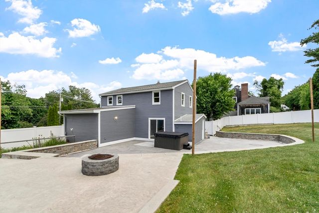 92 Hosmer Street, Hudson, MA 01749