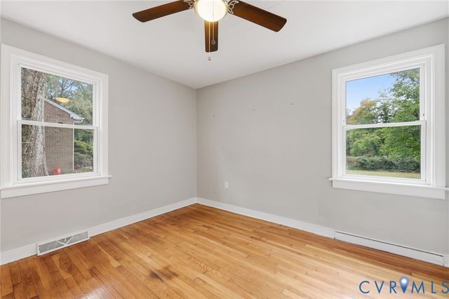 2902 Rolyart Rd, Petersburg, VA 23805