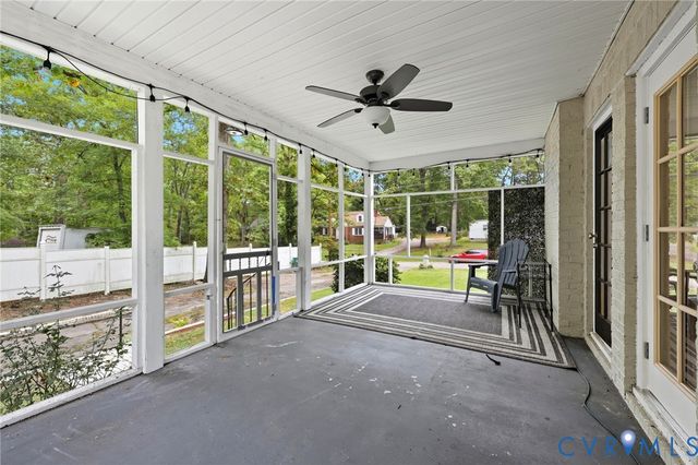 2902 Rolyart Rd, Petersburg, VA 23805