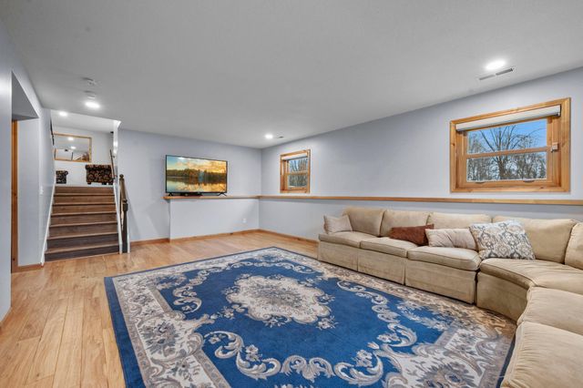 9753 Howard Lake Drive NE, Forest Lake, MN 55025