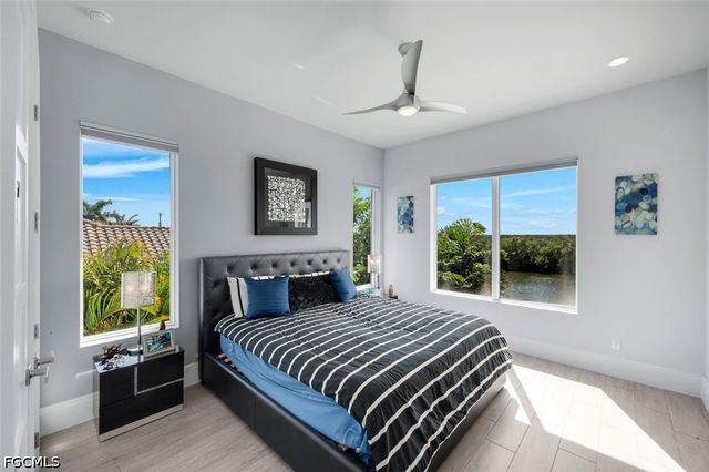 2826 SW 44th TER, Cape Coral, FL 33914